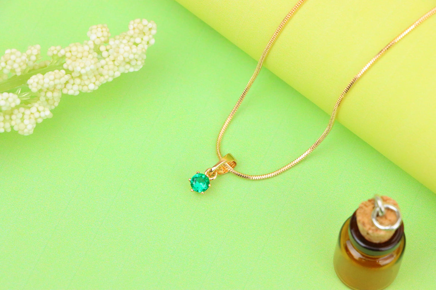 Tiny Round Green Pendant in Gold Finish for Minimalist Style, XPPT1652 (2163-3)