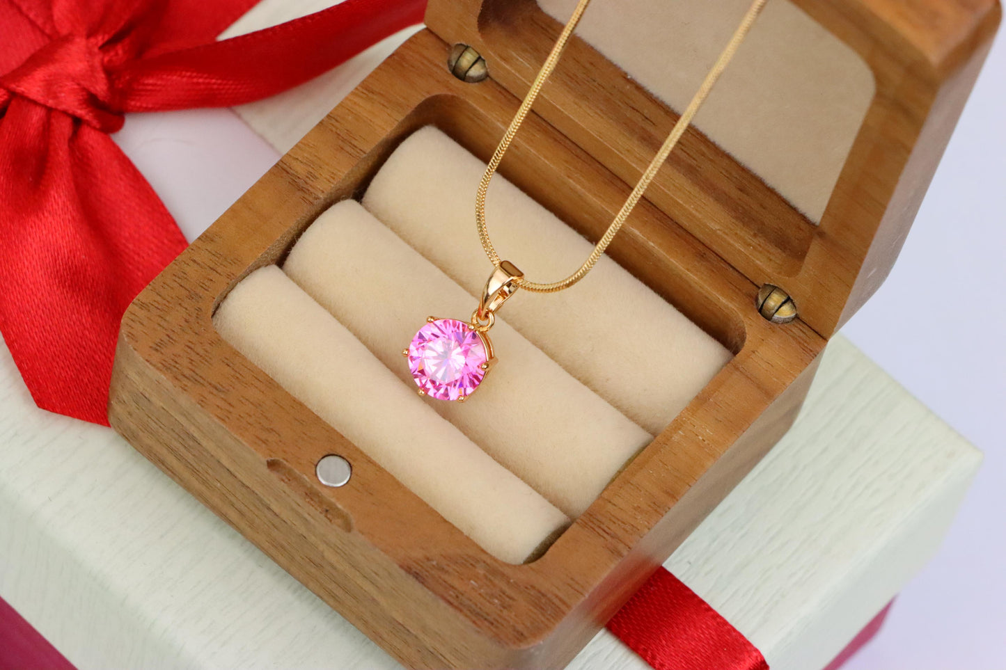 Pink Round Pendant in Rose Gold with Sparkling Faceted Stone, XPPT1499 (2139-4)