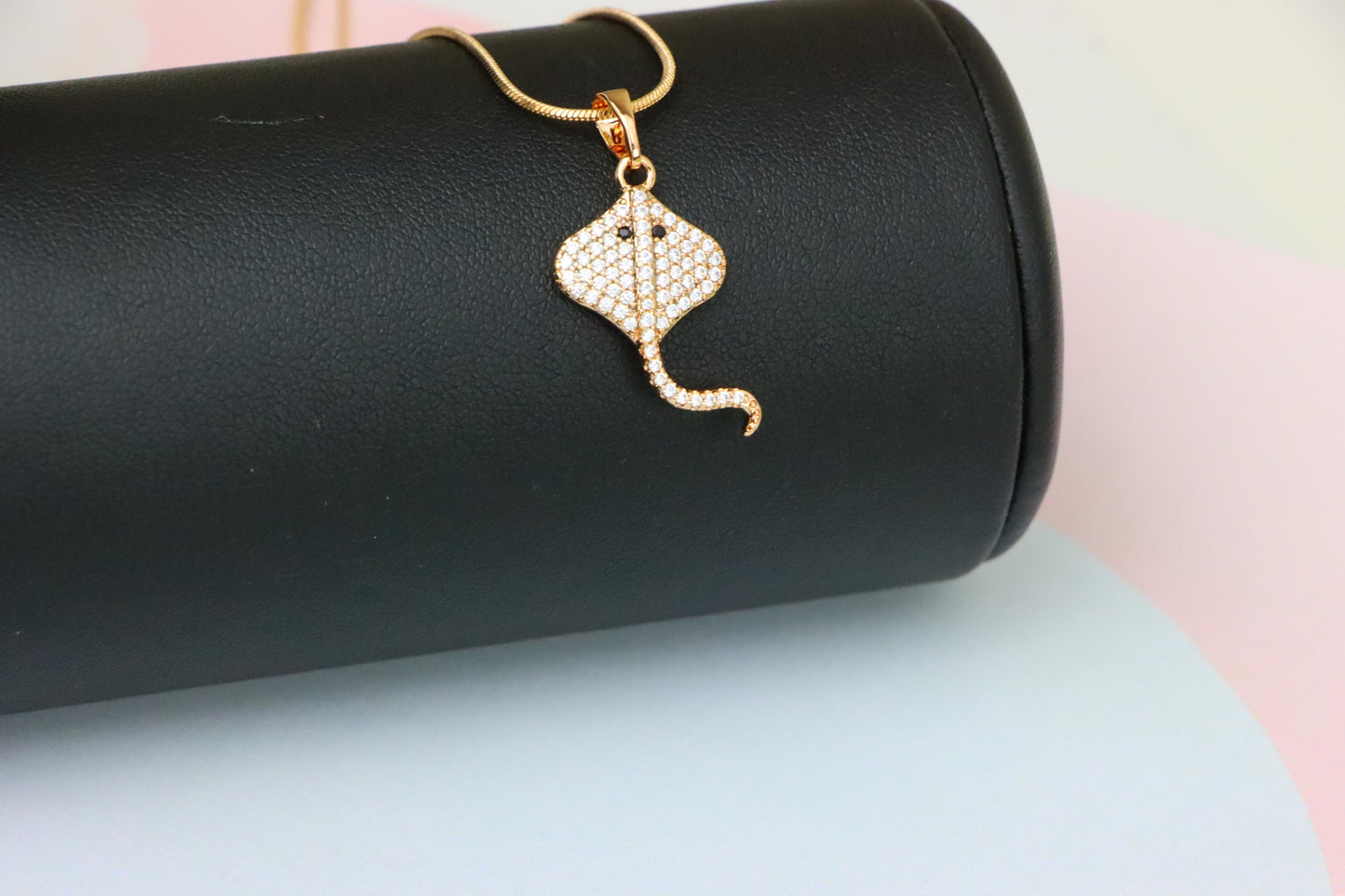 Sparkling Stingray Design Rose Gold Pendant with Crystal Accents, XPPT1503 (2139-6)