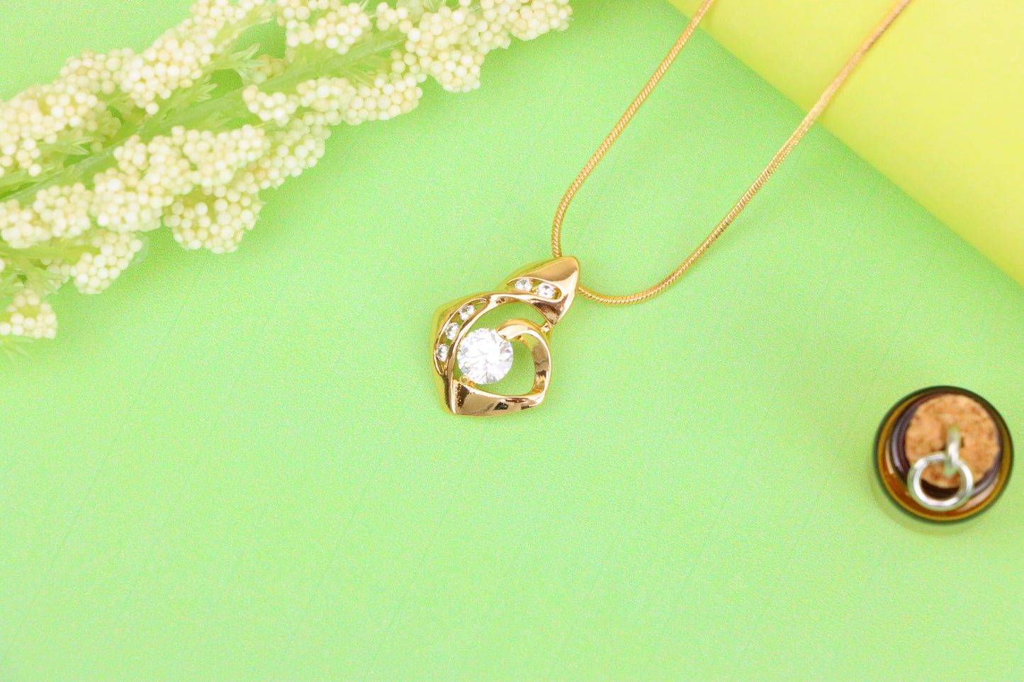 Rose Gold Twist Pendant with Central Round Stone and Side Accents, XPPT1509 (2140-2)
