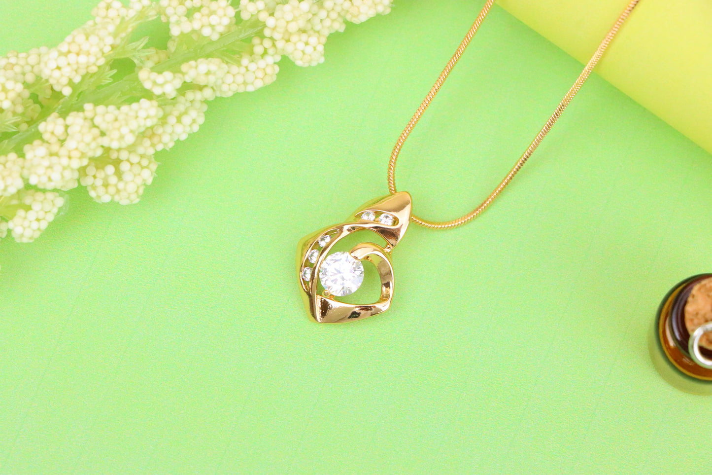 Rose Gold Twist Pendant with Central Round Stone and Side Accents, XPPT1509 (2140-2)