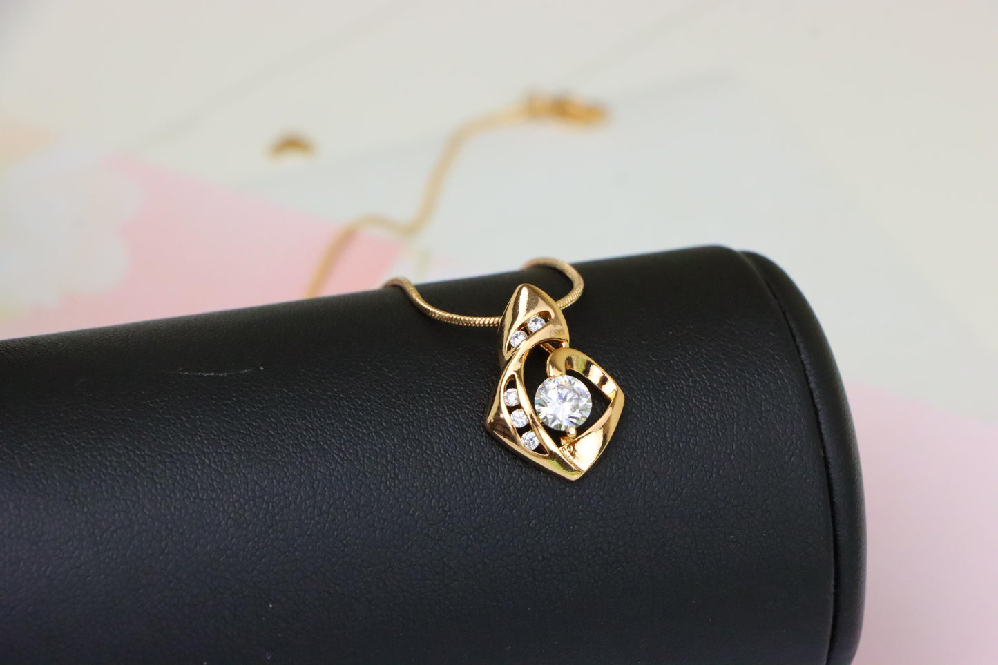 Rose Gold Twist Pendant with Central Round Stone and Side Accents, XPPT1509 (2140-2)