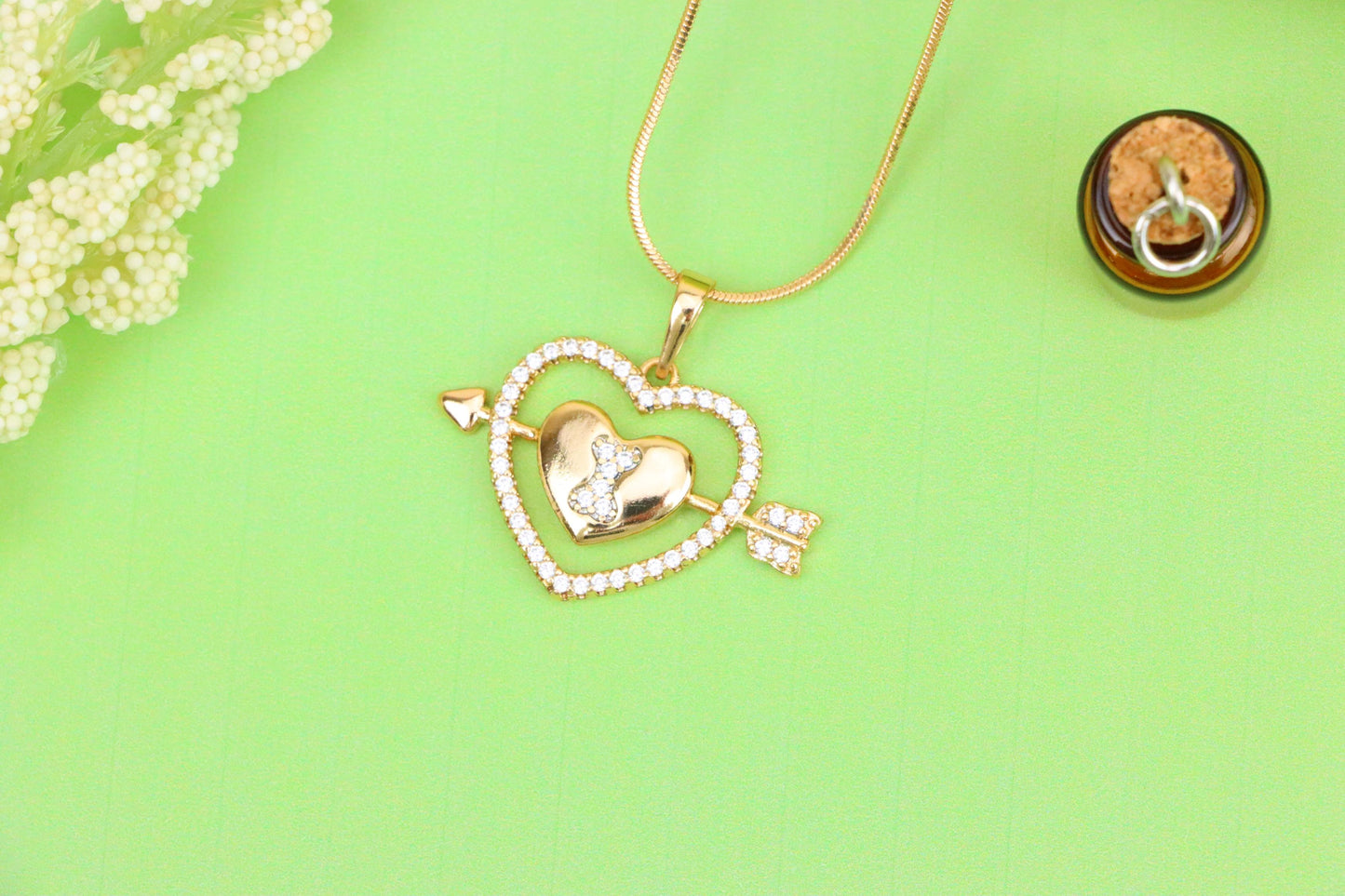 Rose Gold Heart Pendant with Arrow and Sparkling Bear Design, XPPT1510 (2140-3)