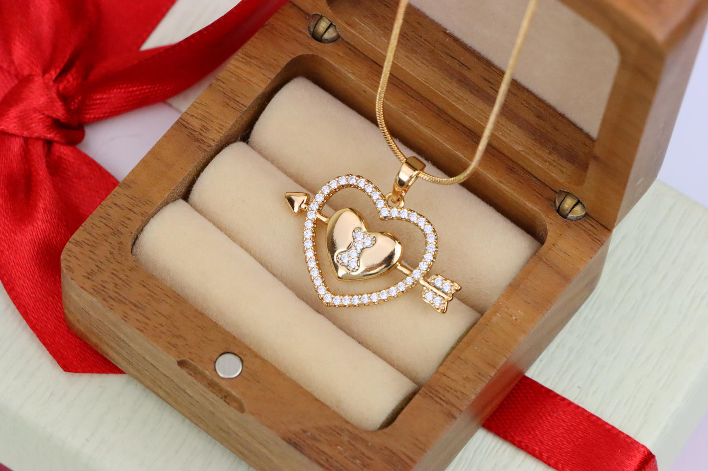 Rose Gold Heart Pendant with Arrow and Sparkling Bear Design, XPPT1510 (2140-3)