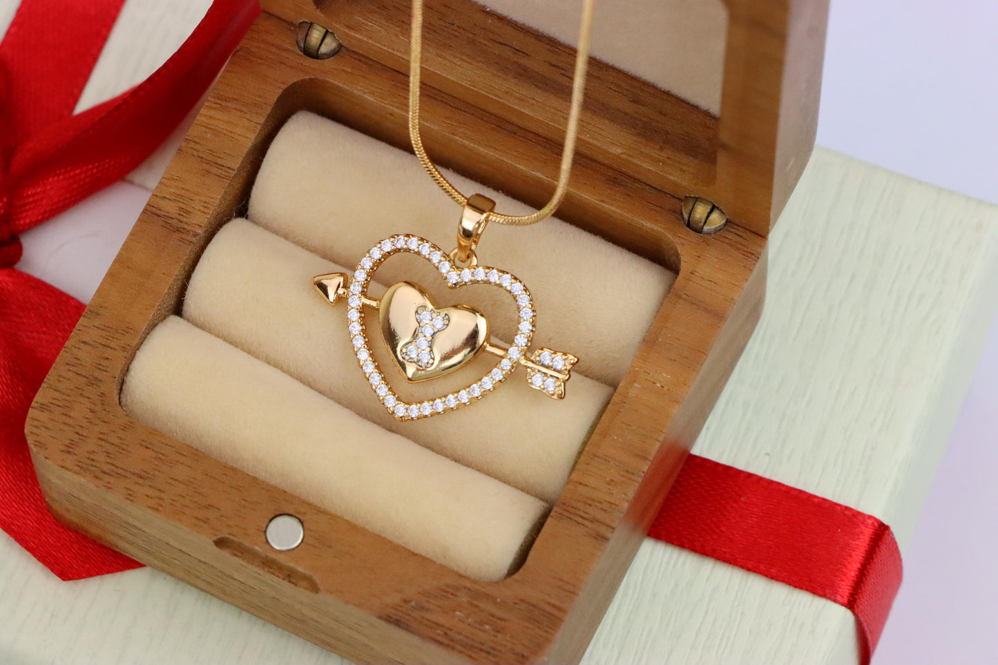 Rose Gold Heart Pendant with Arrow and Sparkling Bear Design, XPPT1510 (2140-3)