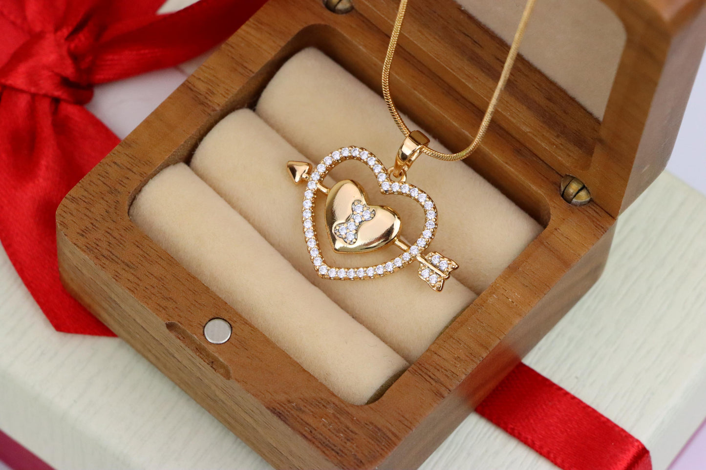 Rose Gold Heart Pendant with Arrow and Sparkling Bear Design, XPPT1510 (2140-3)