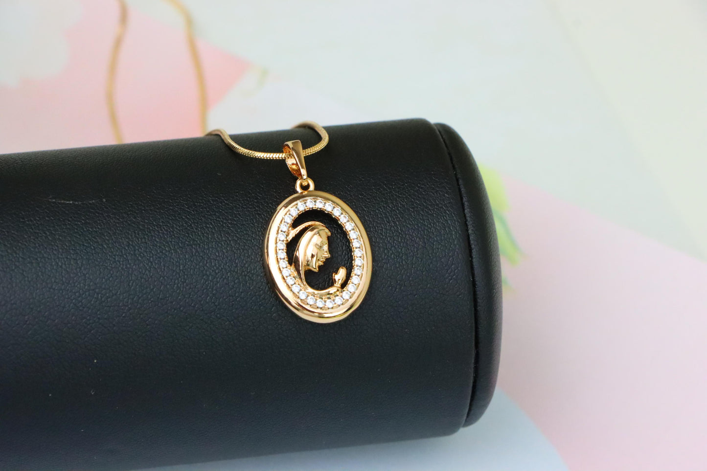 Rose Gold Oval Pendant with Mother and Child Crystal Frame Design, XPPT1511 (2140-4)