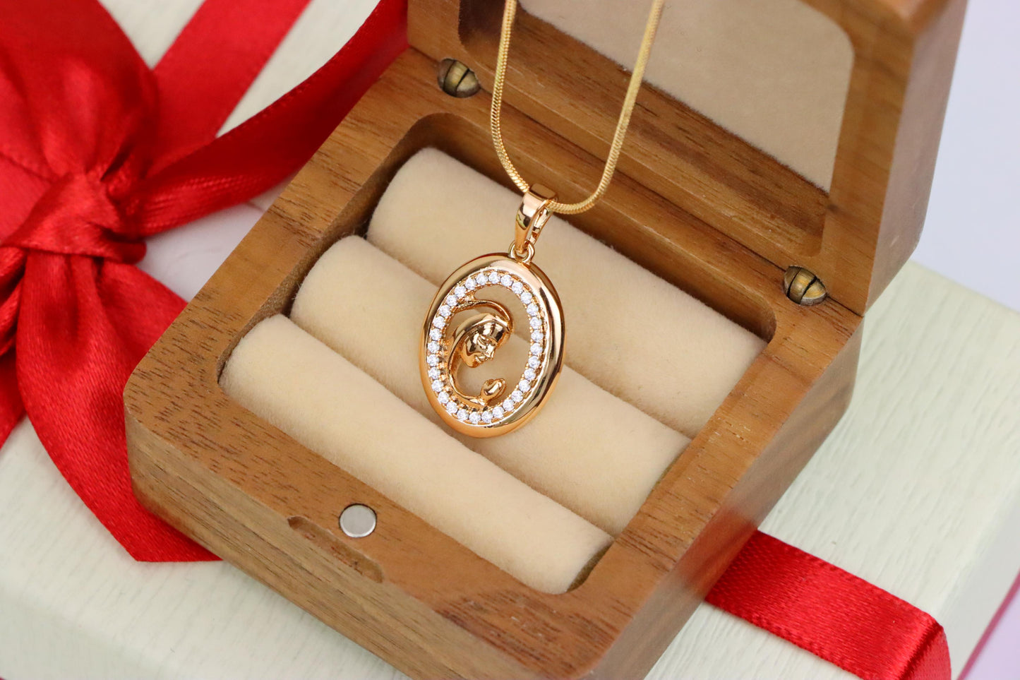 Rose Gold Oval Pendant with Mother and Child Crystal Frame Design, XPPT1511 (2140-4)