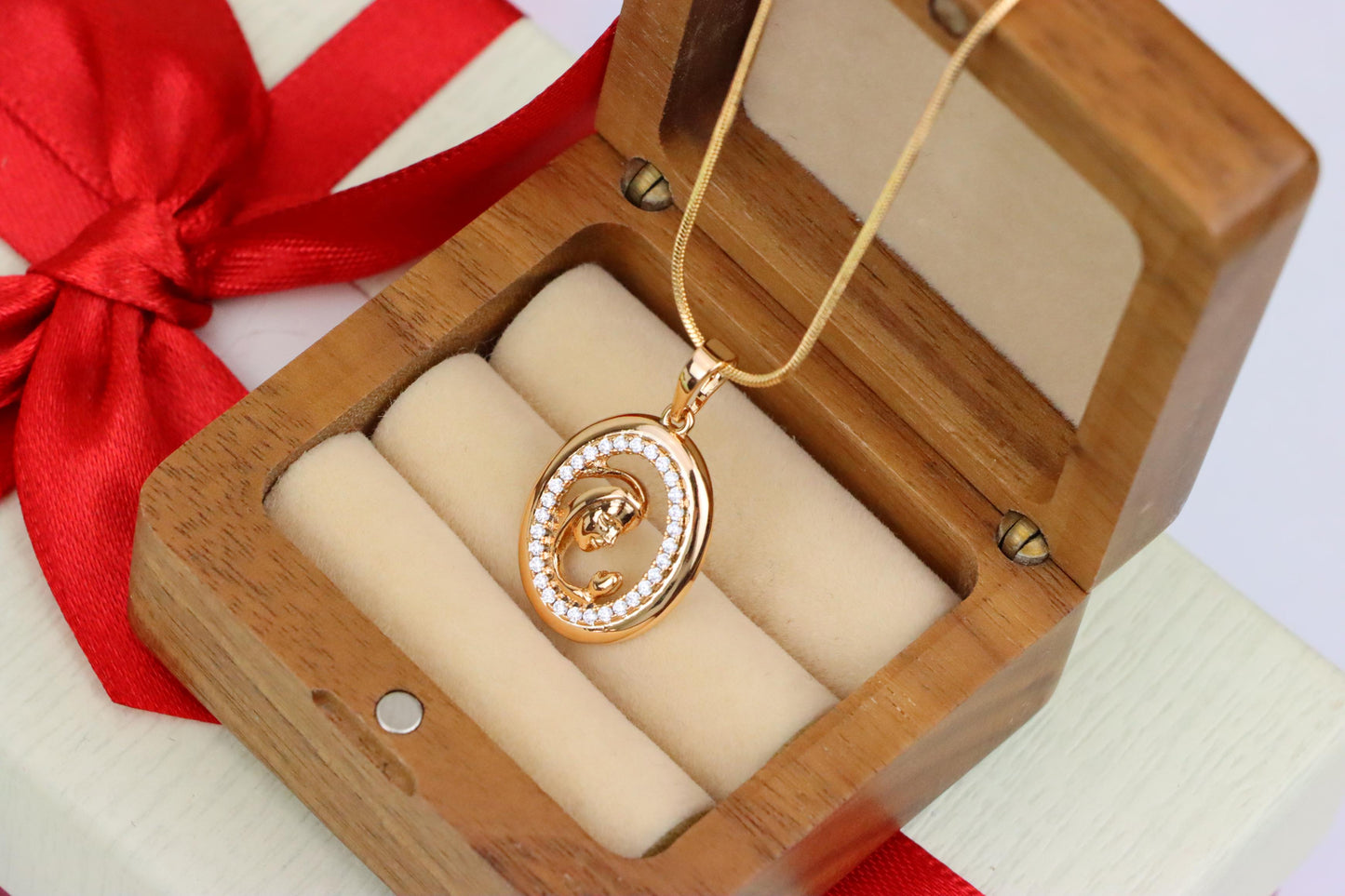 Rose Gold Oval Pendant with Mother and Child Crystal Frame Design, XPPT1511 (2140-4)