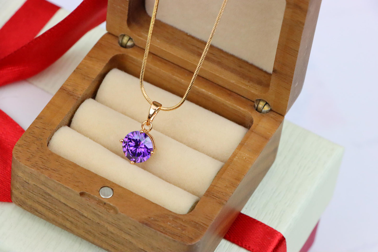 Shimmering Round Purple Pendant in Gold Plated Brass Setting, XPPT1665 (2164-1)