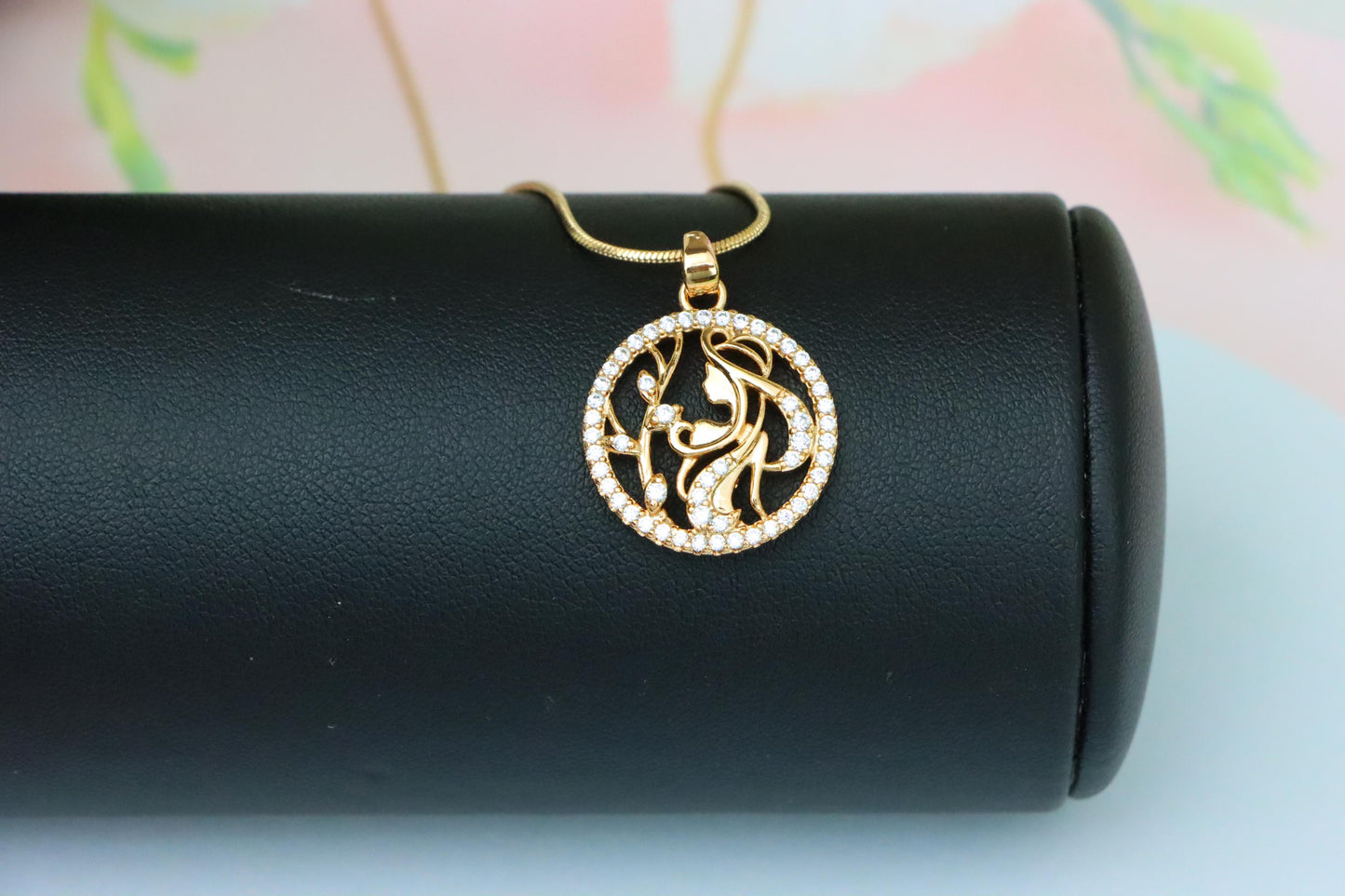 Elegant Rose Gold Round Pendant with Floral and Woman Silhouette, XPPT1516 (2140-9)
