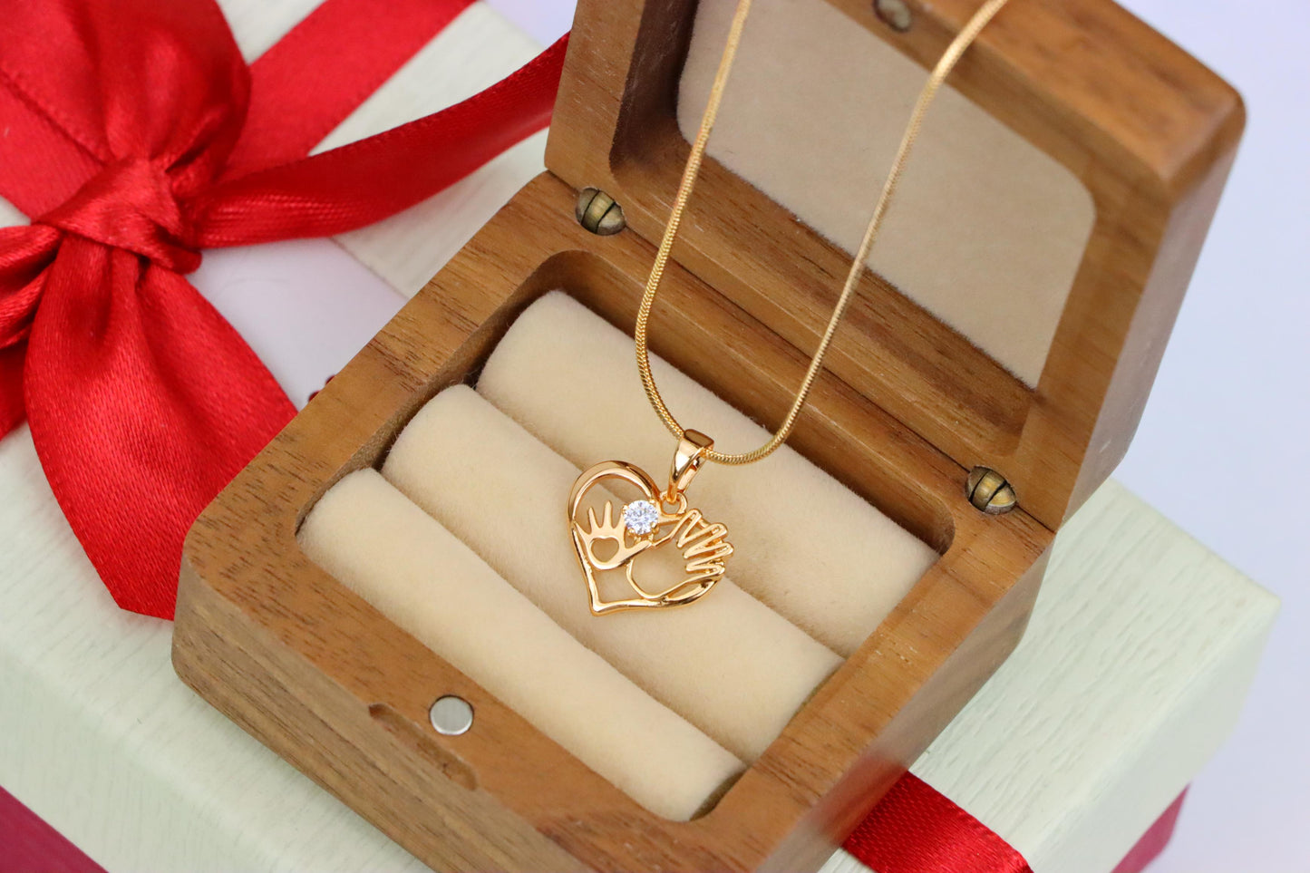 Heart Shaped Rose Gold Pendant with Mother & Child Hand Design, XPPT1521 (2141-4)
