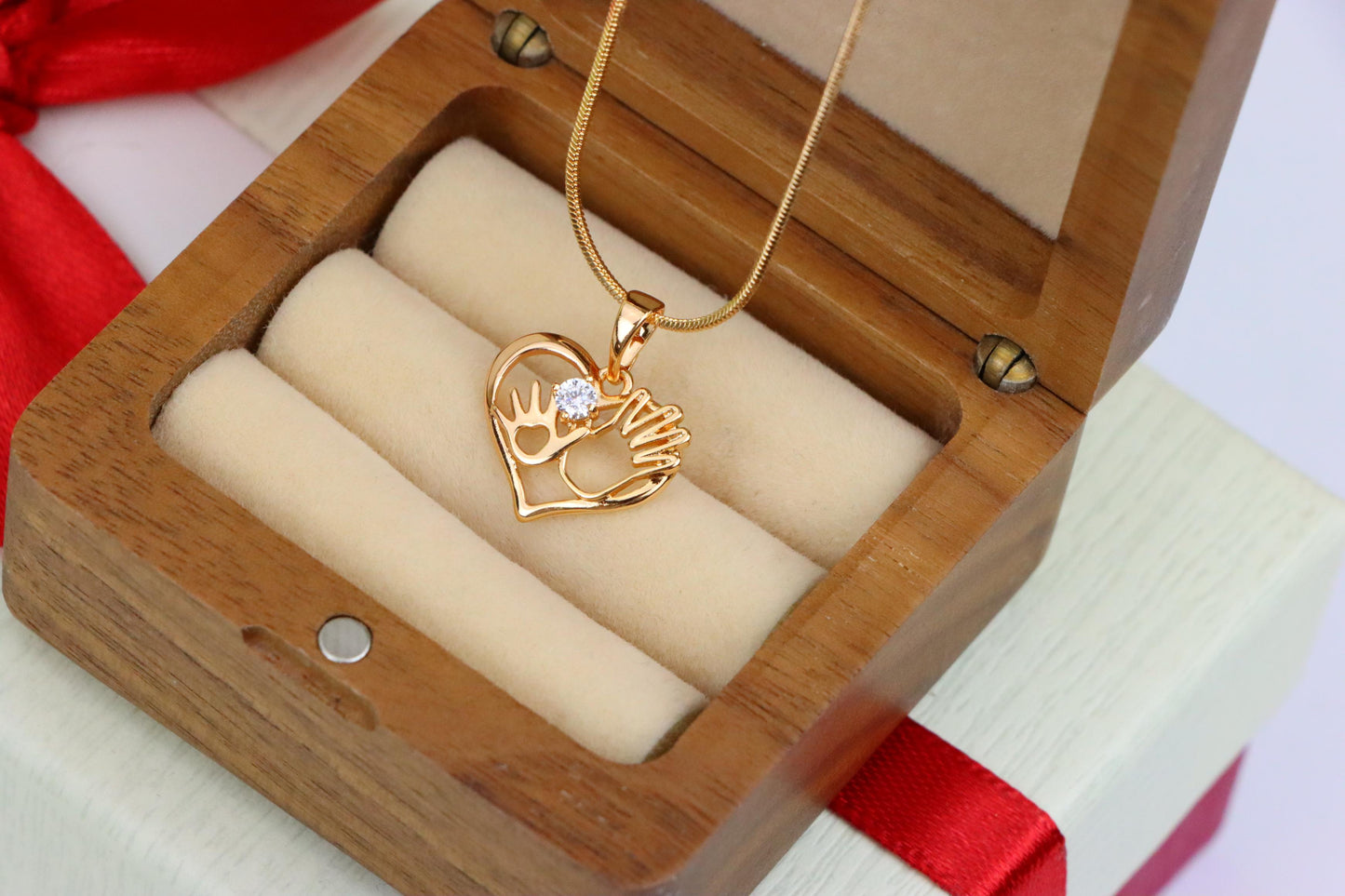 Heart Shaped Rose Gold Pendant with Mother & Child Hand Design, XPPT1521 (2141-4)