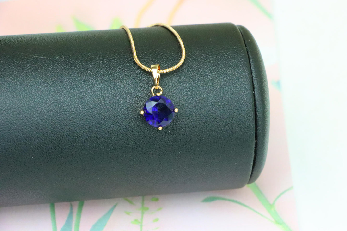 Elegant Blue Round Pendant with Gold Plated Brass for Daily Wear, XPPT1671 (2164-1)