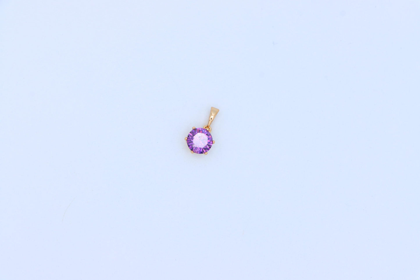 Radiant Purple Round Pendant with Gold Plating for Elegant Style, XPPT1672 (2164-2)