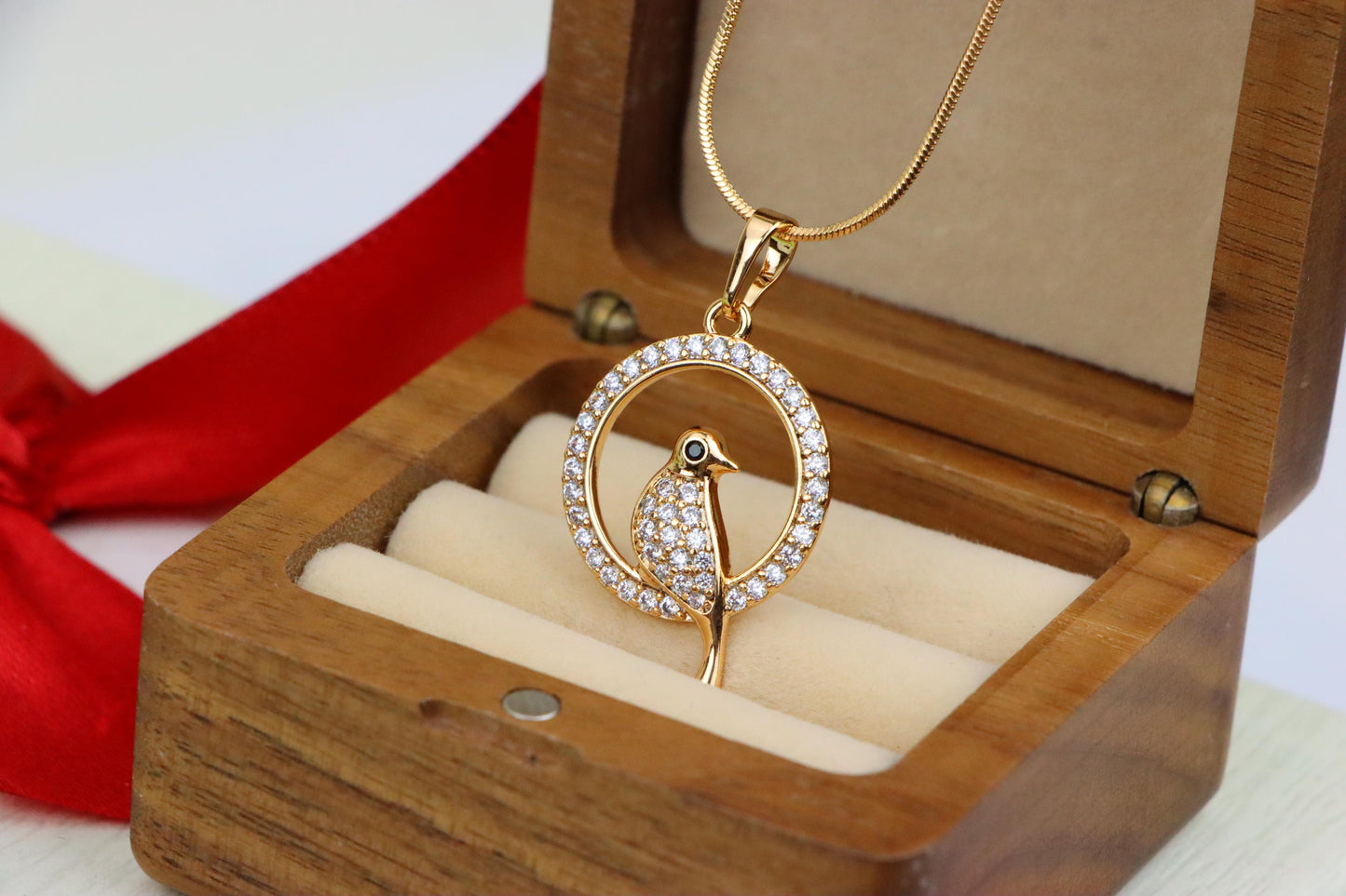 Rose Gold Bird Pendant with Sparkling Crystals in Circular Frame, XPPT1525 (2141-8)