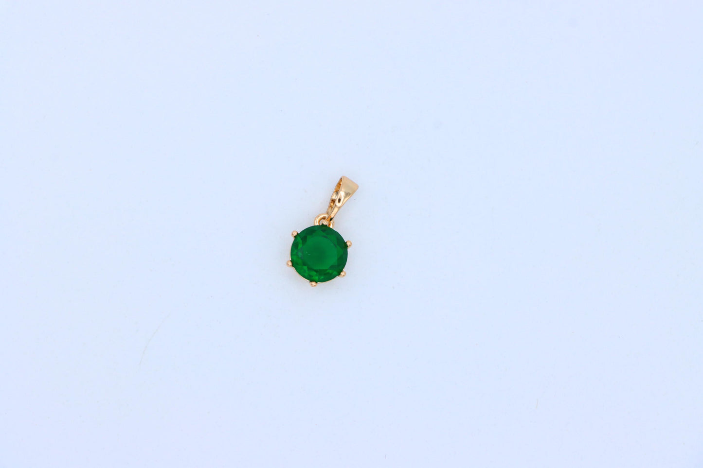 Vibrant Green Round Pendant in Gold Plating for Elegant Everyday Wear, XPPT1675 (2164-2)