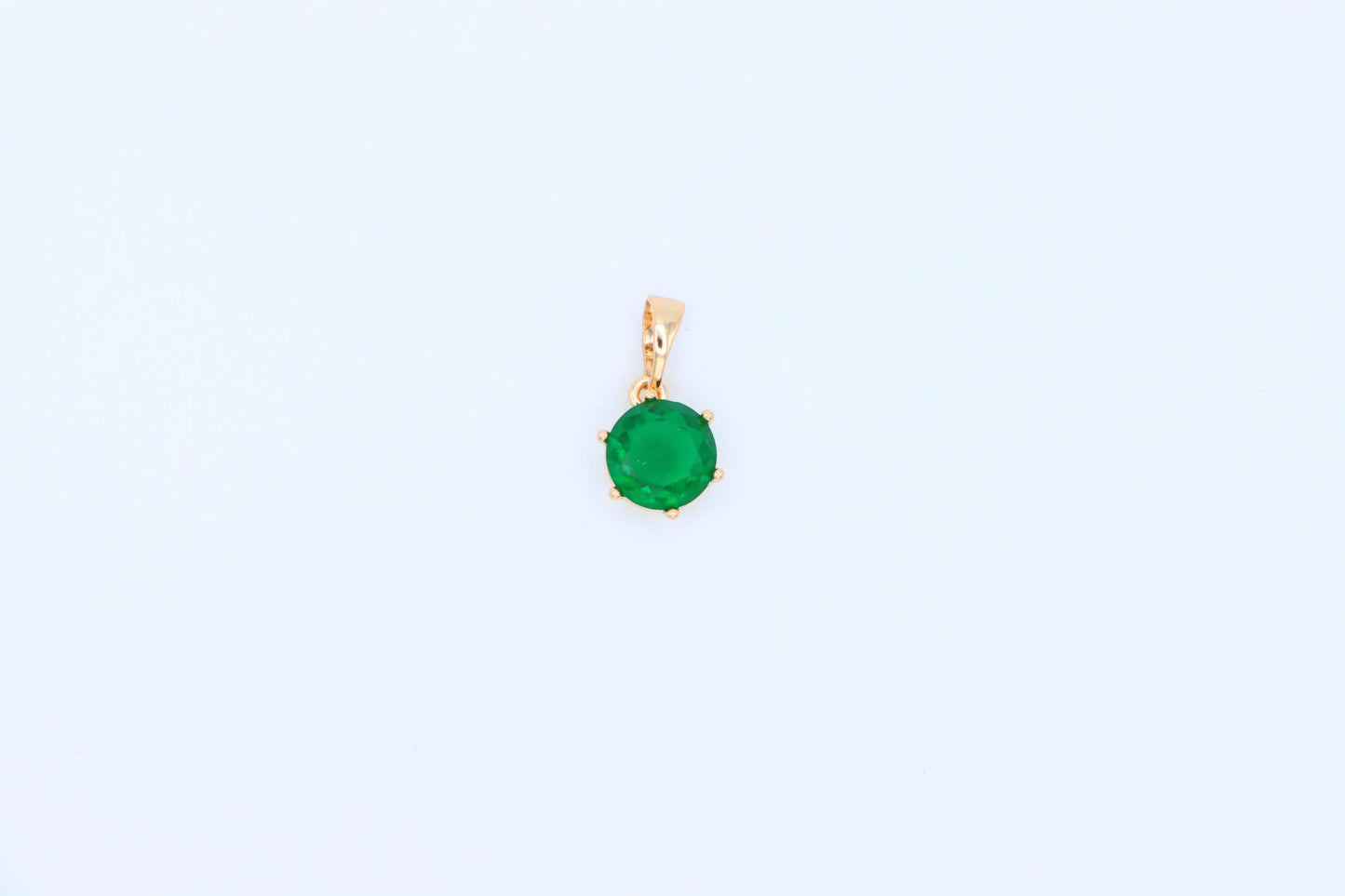 Vibrant Green Round Pendant in Gold Plating for Elegant Everyday Wear, XPPT1675 (2164-2)