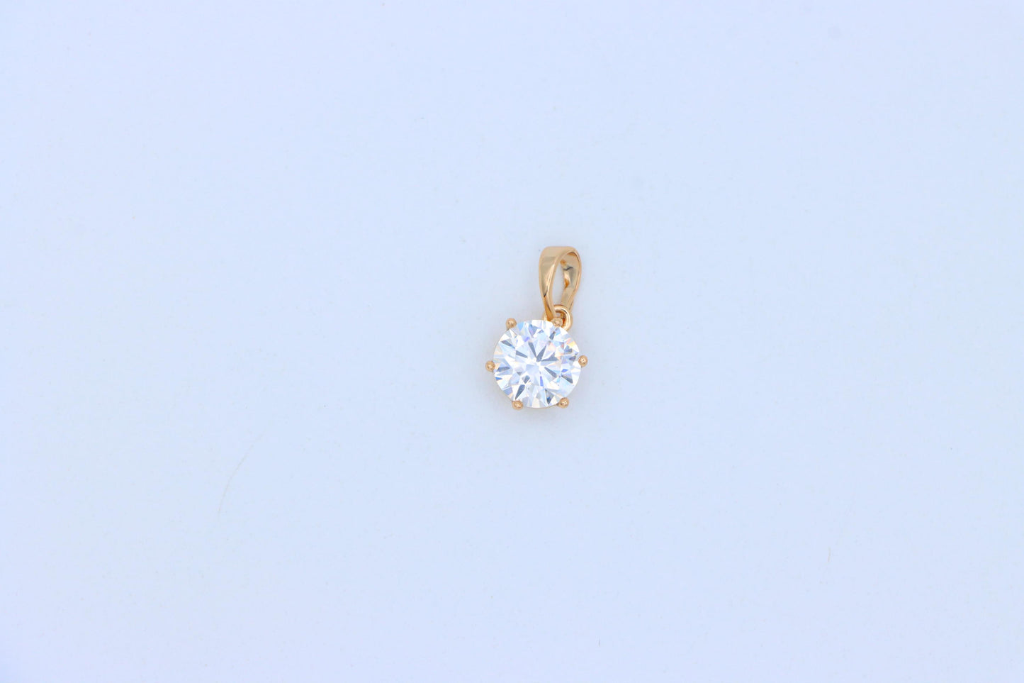 Sparkling White Round Pendant in Gold Finish for Daily Elegant Wear, XPPT1678 (2164-2)