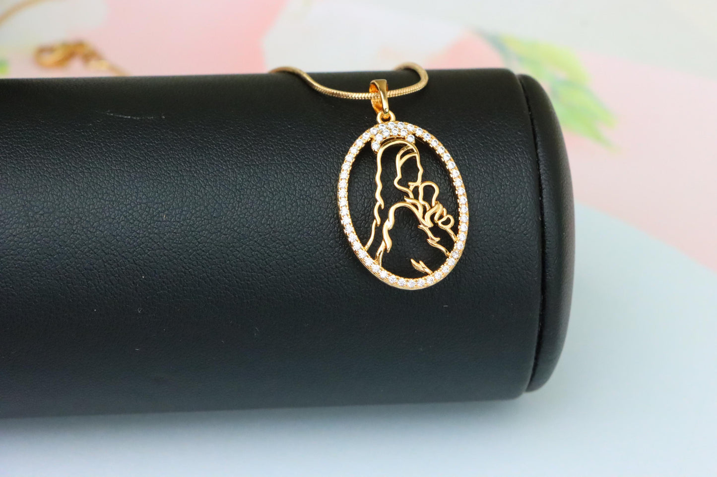 Elegant Rose Gold Oval Pendant with Mother and Child Silhouette, XPPT1530 (2142-3)