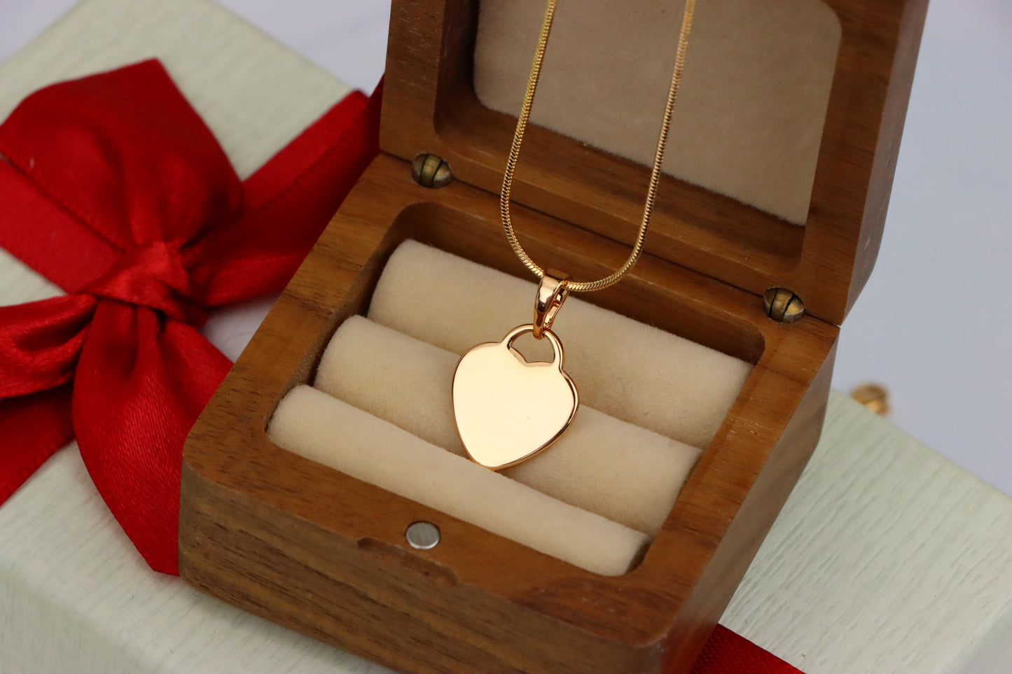 Minimalist Heart Shaped Rose Gold Pendant with Polished Finish, XPPT1533 (2142-6)