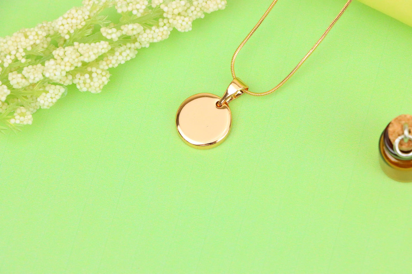 Minimalist Round Rose Gold Pendant for Everyday Layering Style, XPPT1536 (2142-9)