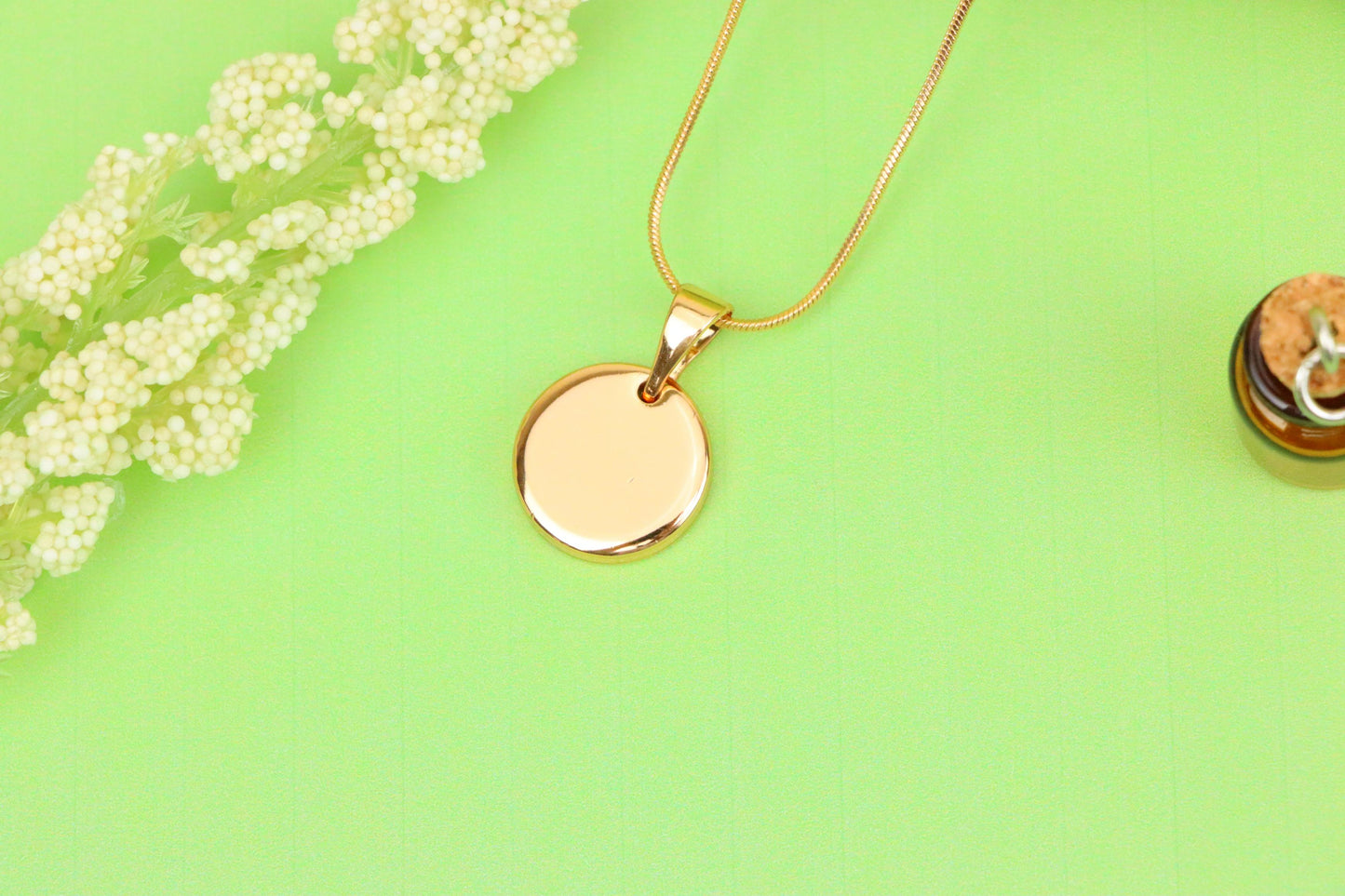 Minimalist Round Rose Gold Pendant for Everyday Layering Style, XPPT1536 (2142-9)