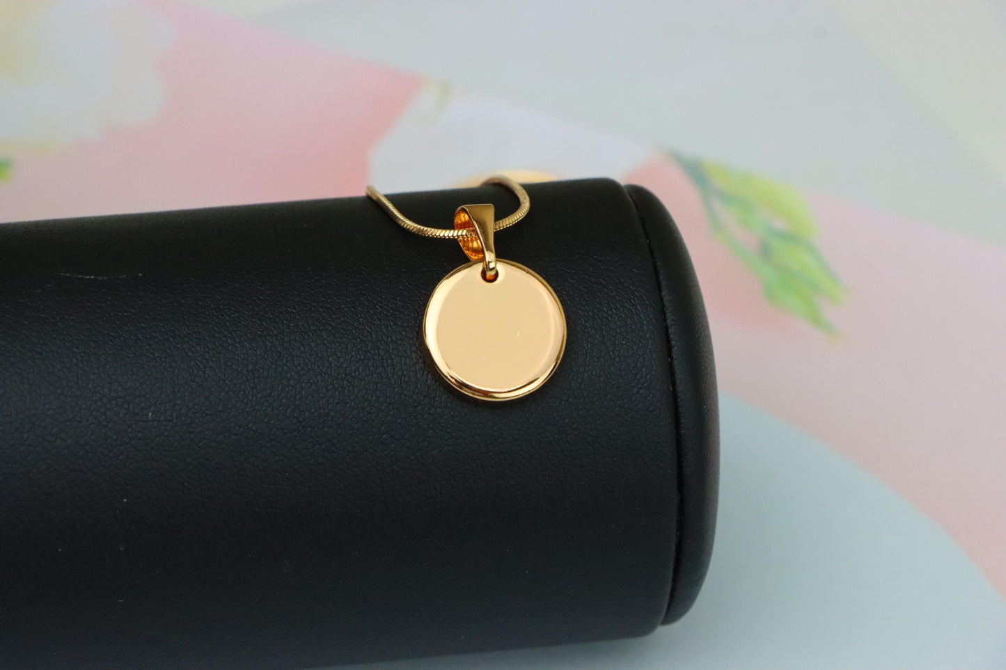 Minimalist Round Rose Gold Pendant for Everyday Layering Style, XPPT1536 (2142-9)