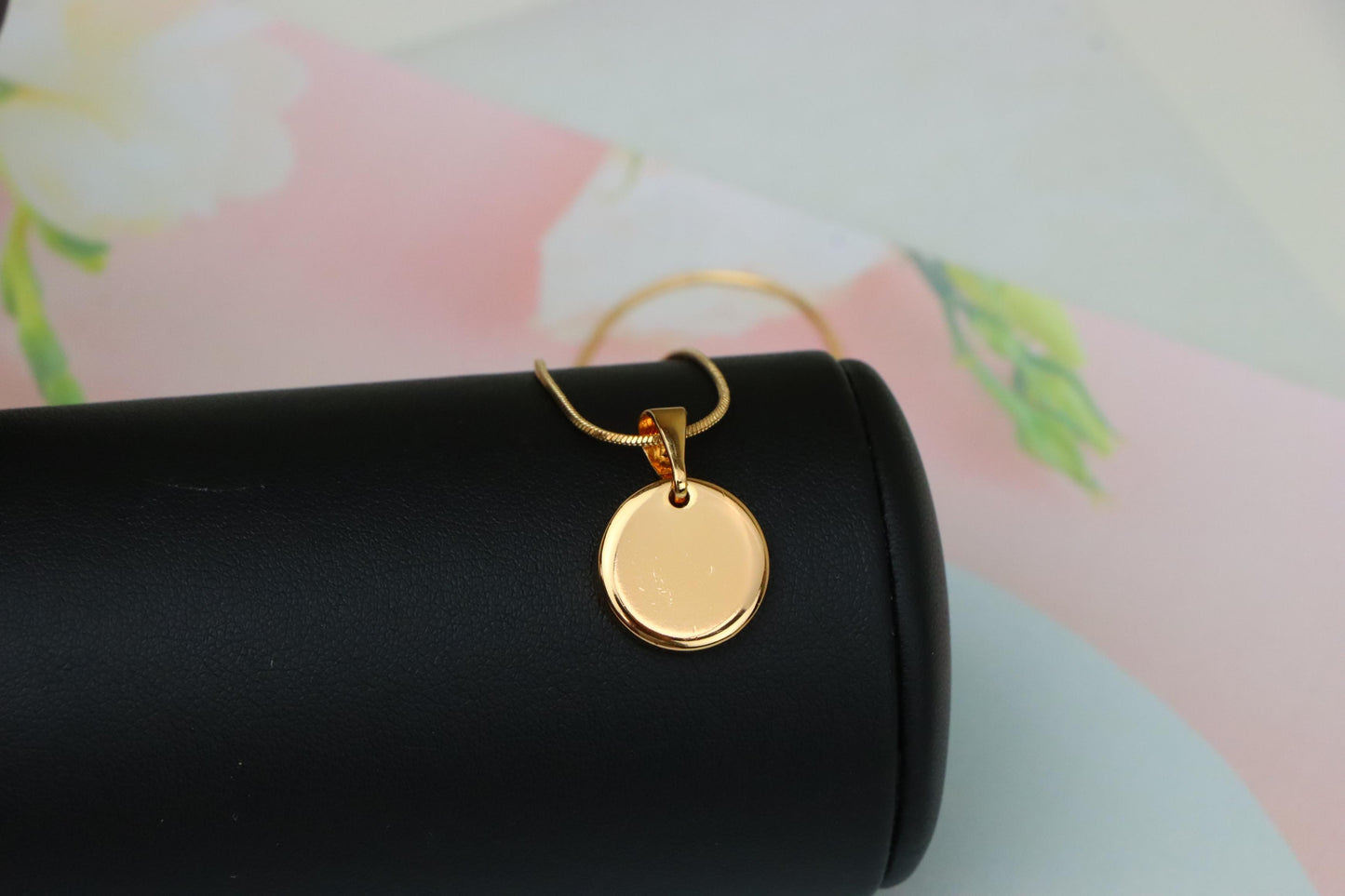 Minimalist Round Rose Gold Pendant for Everyday Layering Style, XPPT1536 (2142-9)