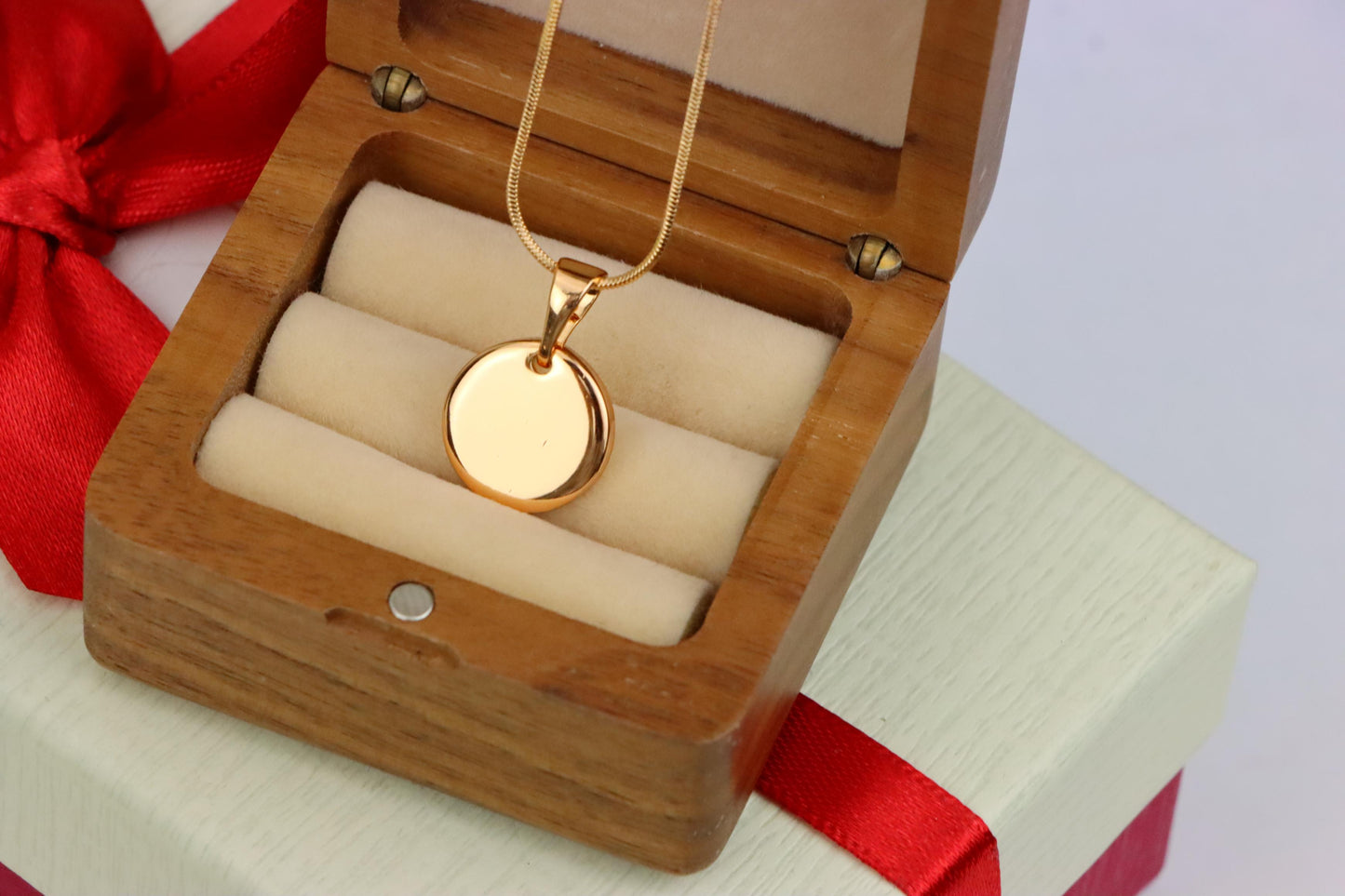 Minimalist Round Rose Gold Pendant for Everyday Layering Style, XPPT1536 (2142-9)