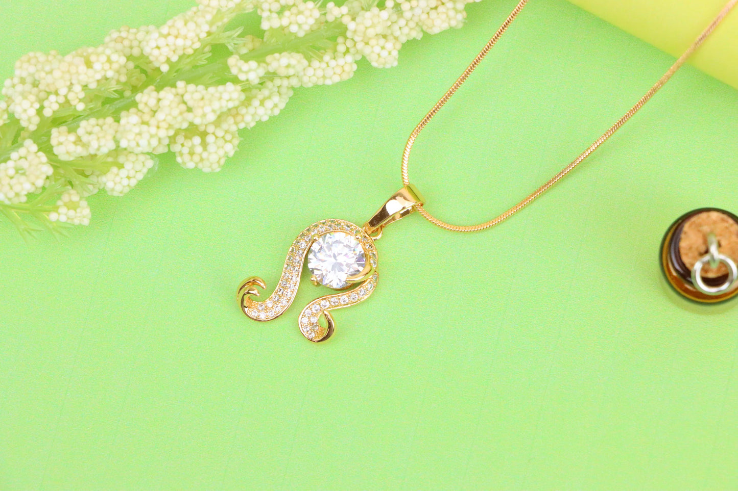 Rose Gold Leo Zodiac Pendant with Sparkling CZ Centerpiece, XPPT1541 (2143-2)