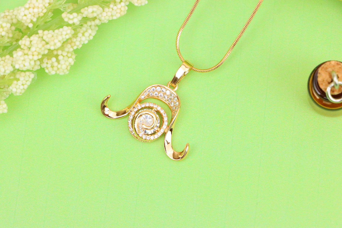 Rose Gold Taurus Zodiac Pendant with Sparkling CZ and Curved Horns, XPPT1544 (2143-2)