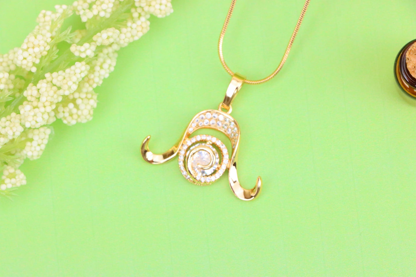 Rose Gold Taurus Zodiac Pendant with Sparkling CZ and Curved Horns, XPPT1544 (2143-2)