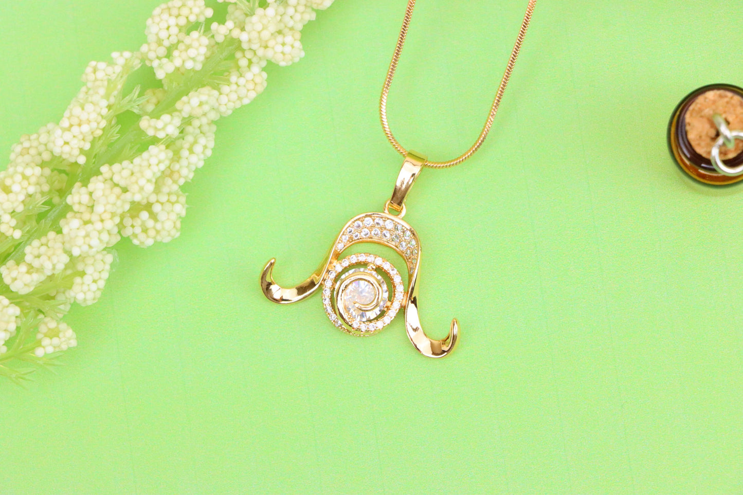Rose Gold Taurus Zodiac Pendant with Sparkling CZ and Curved Horns, XPPT1544 (2143-2)