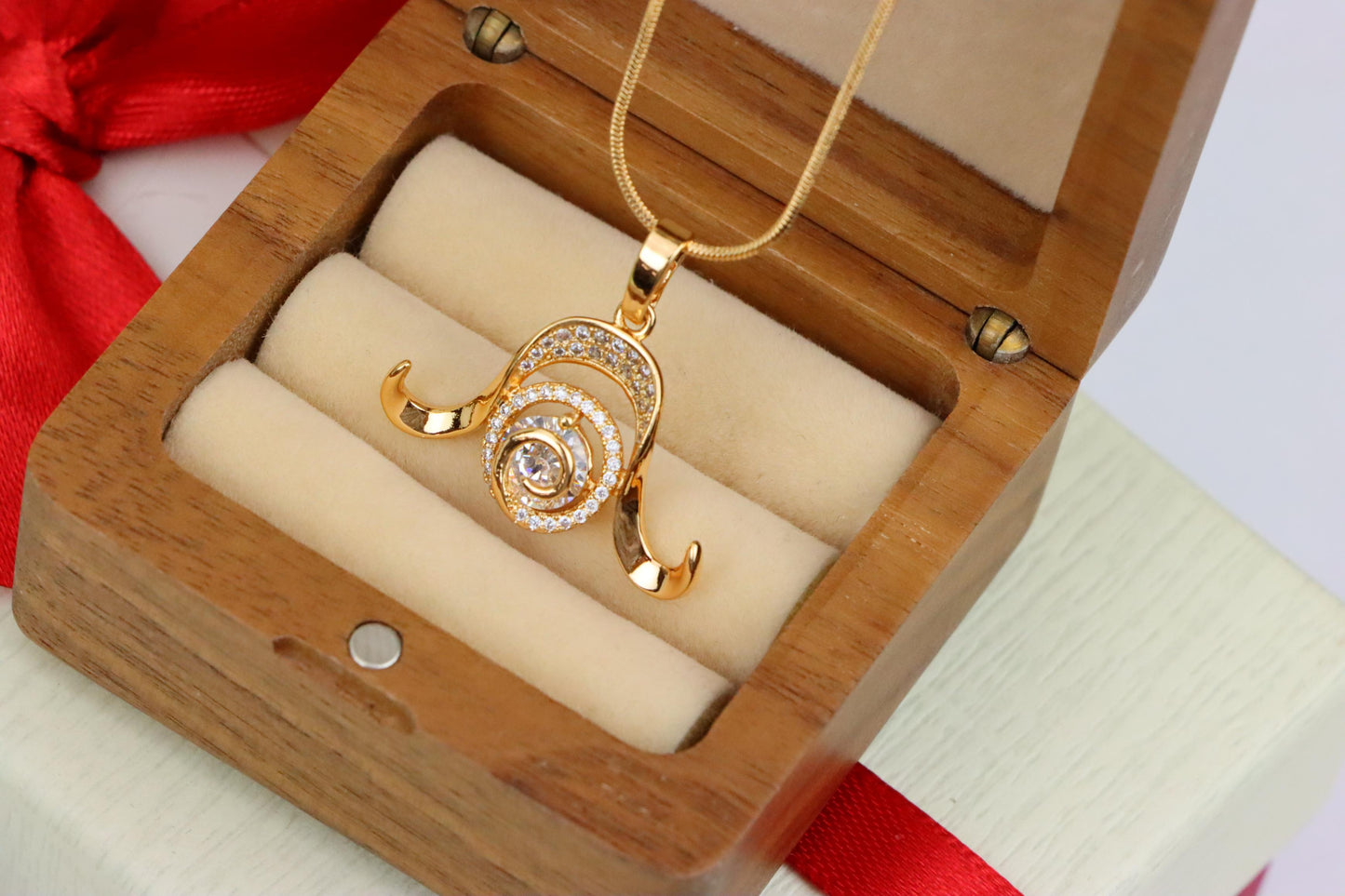Rose Gold Taurus Zodiac Pendant with Sparkling CZ and Curved Horns, XPPT1544 (2143-2)