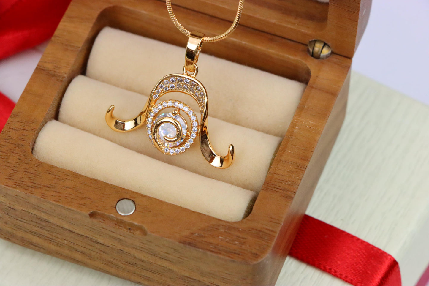 Rose Gold Taurus Zodiac Pendant with Sparkling CZ and Curved Horns, XPPT1544 (2143-2)