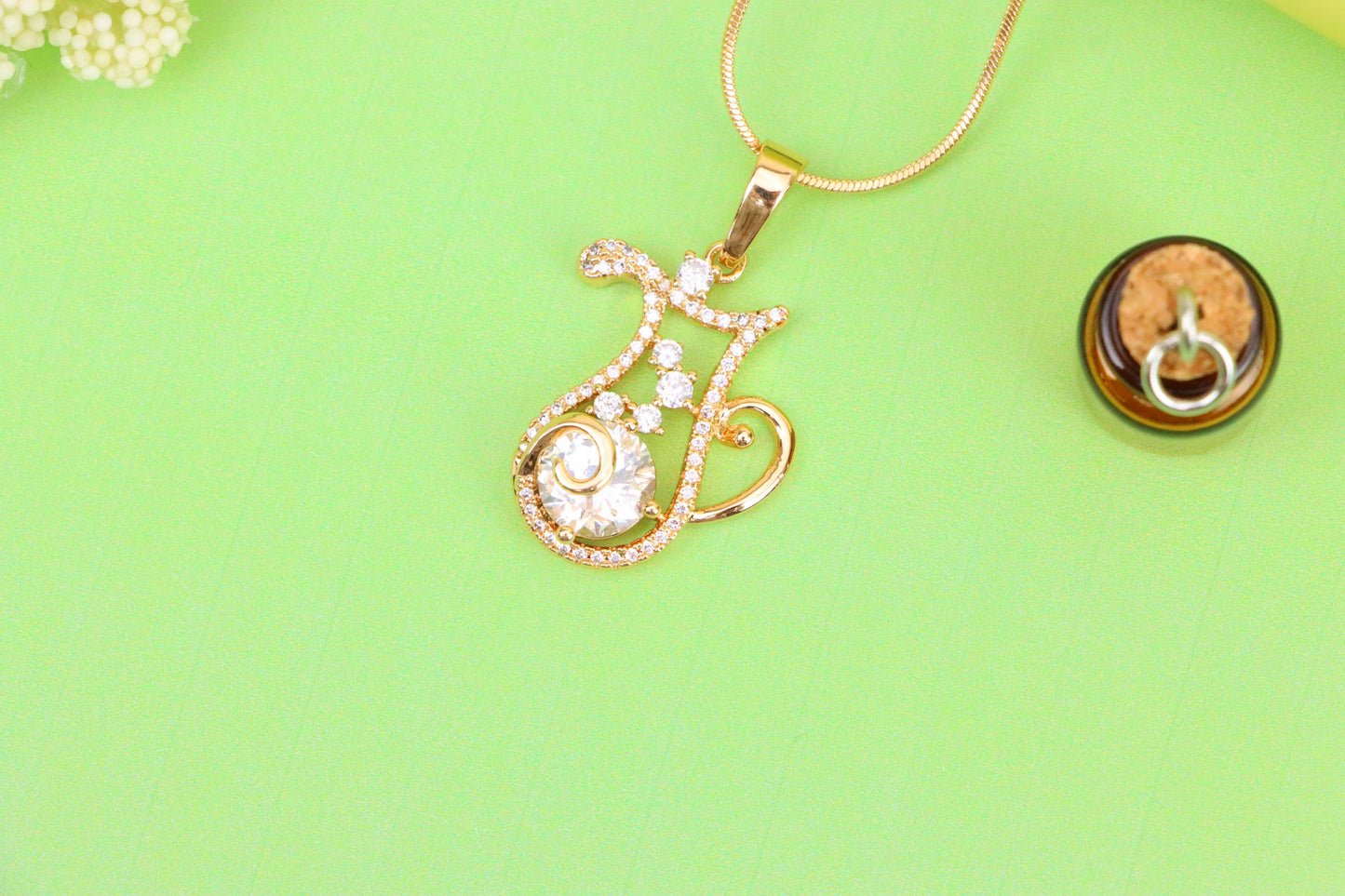 Rose Gold Aquarius Jug Pendant with Sparkling CZ Zodiac Design, XPPT1548 (2143-2)