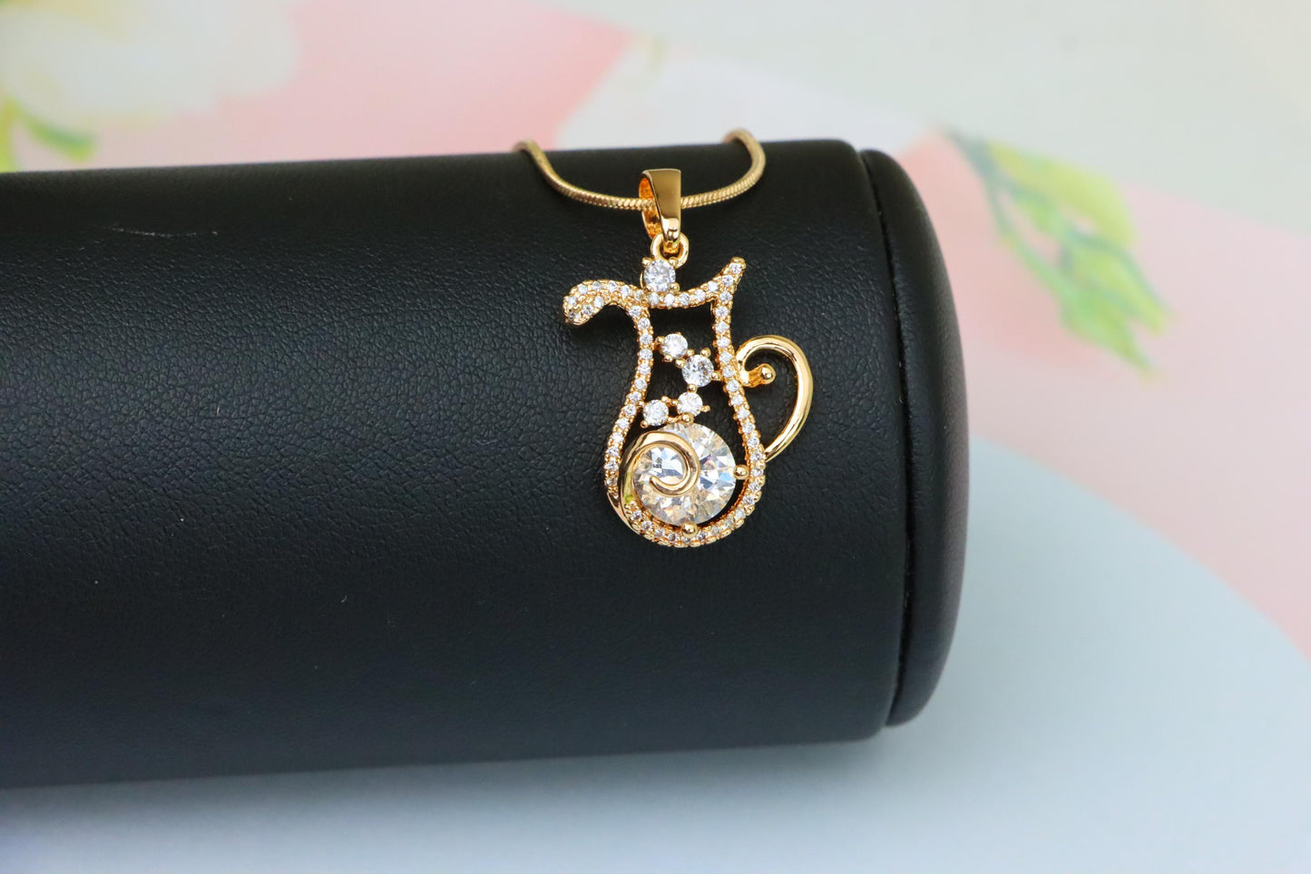 Rose Gold Aquarius Jug Pendant with Sparkling CZ Zodiac Design, XPPT1548 (2143-2)