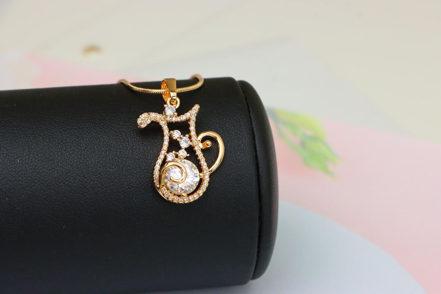 Rose Gold Aquarius Jug Pendant with Sparkling CZ Zodiac Design, XPPT1548 (2143-2)