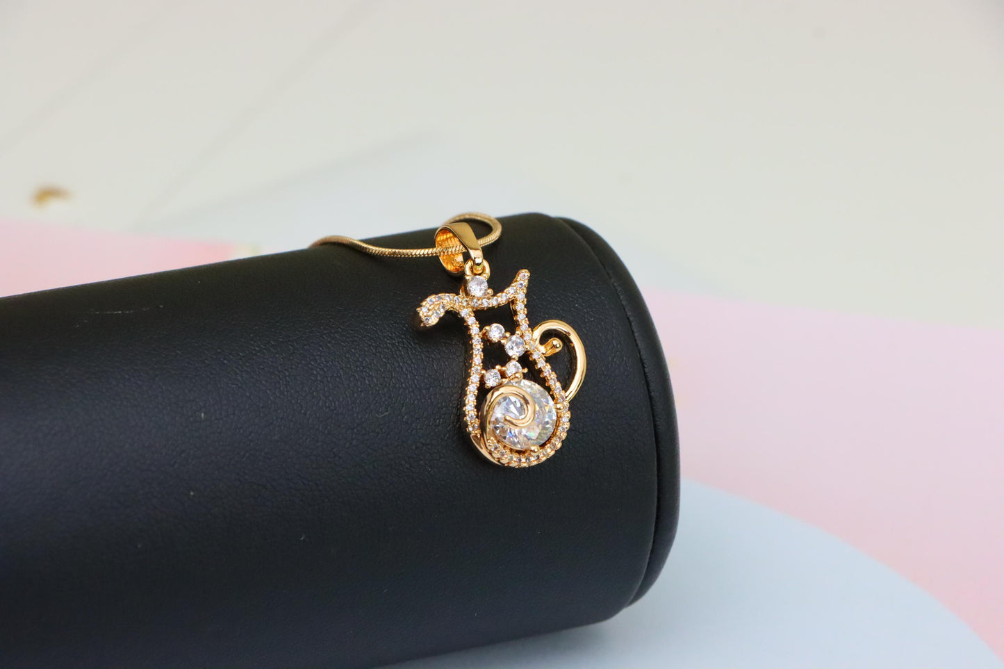 Rose Gold Aquarius Jug Pendant with Sparkling CZ Zodiac Design, XPPT1548 (2143-2)