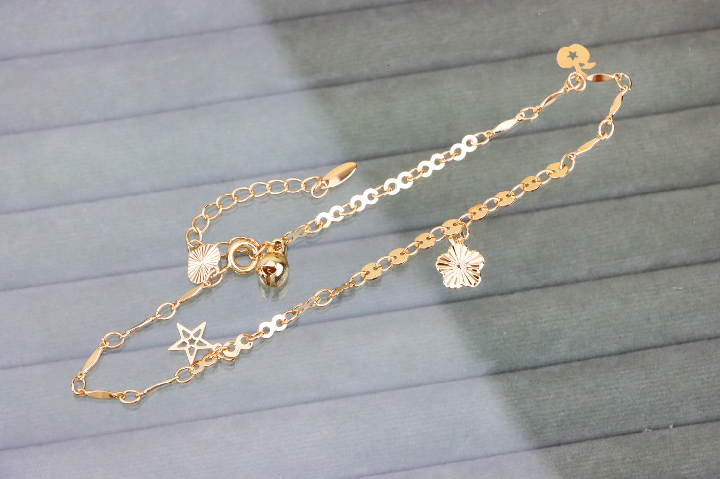 "Elegant Rose Gold Anklet with Floral &amp; Star Charms, XPAL1176 (2118-5)