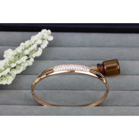 Elegant Rose Gold Bangle with Pavé Accents in Classic Oval Design, XPBL0425 (2043-5)