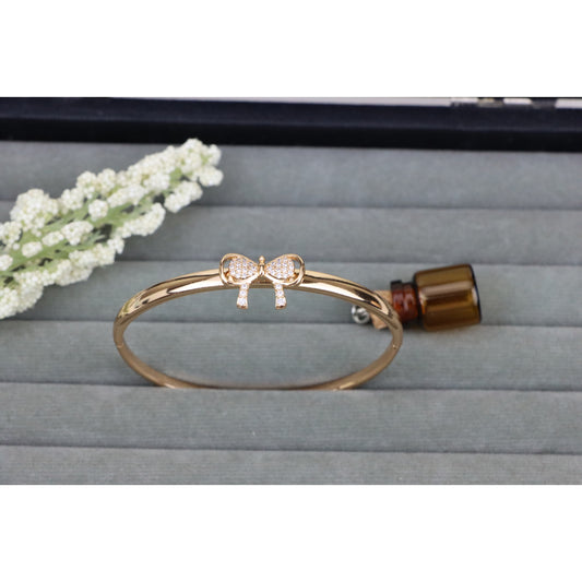 Rose Gold Bangle with Bow Knot Design &amp; Micro Zircon Detailing, XPBL0426 (2043-6)