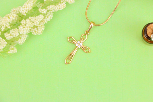 Rose Gold Cross Pendant with Crystals – Elegant Design, XPPT1586 (2146-6)