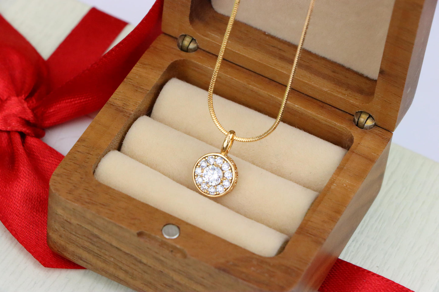 Round White Crystal Pendant in Rose Gold Finish, XPPT1591 (2146-9)