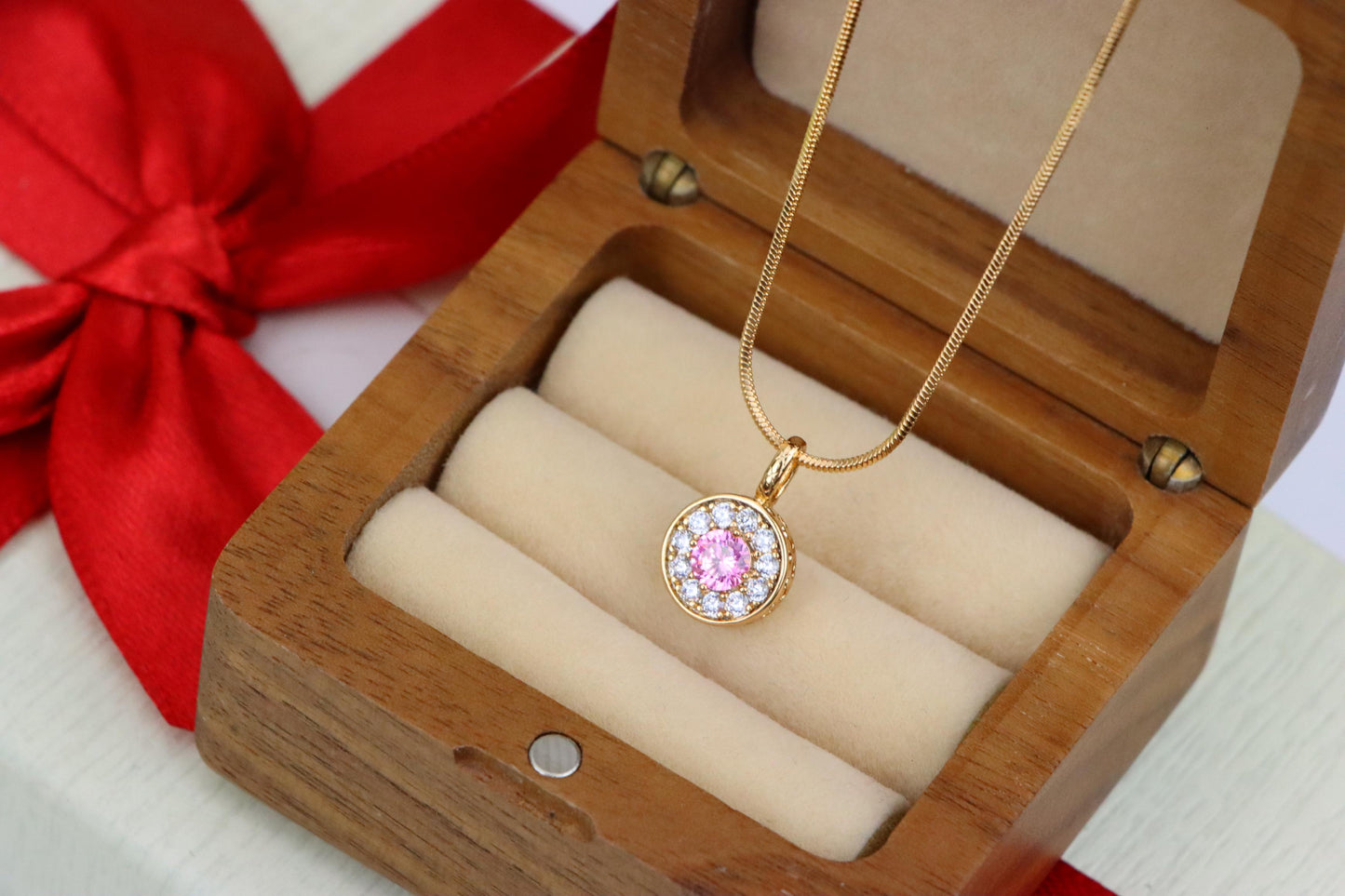 Round Pink Center Pendant with Clear Crystal Halo, XPPT1593 (2146-9)