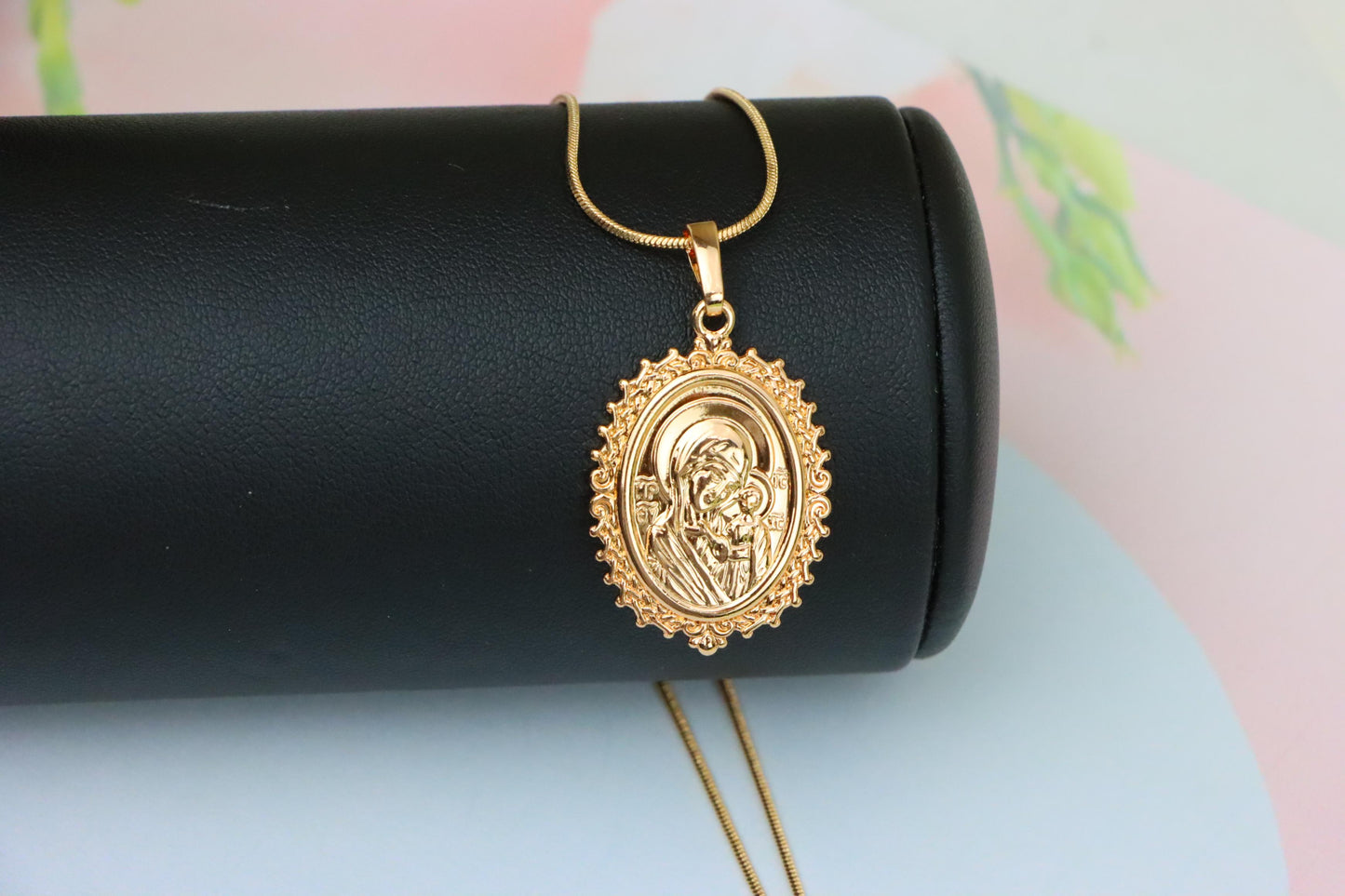 Ornate Oval Religious Rose Gold Pendant Elegant Design, XPPT1597 (2146-10)