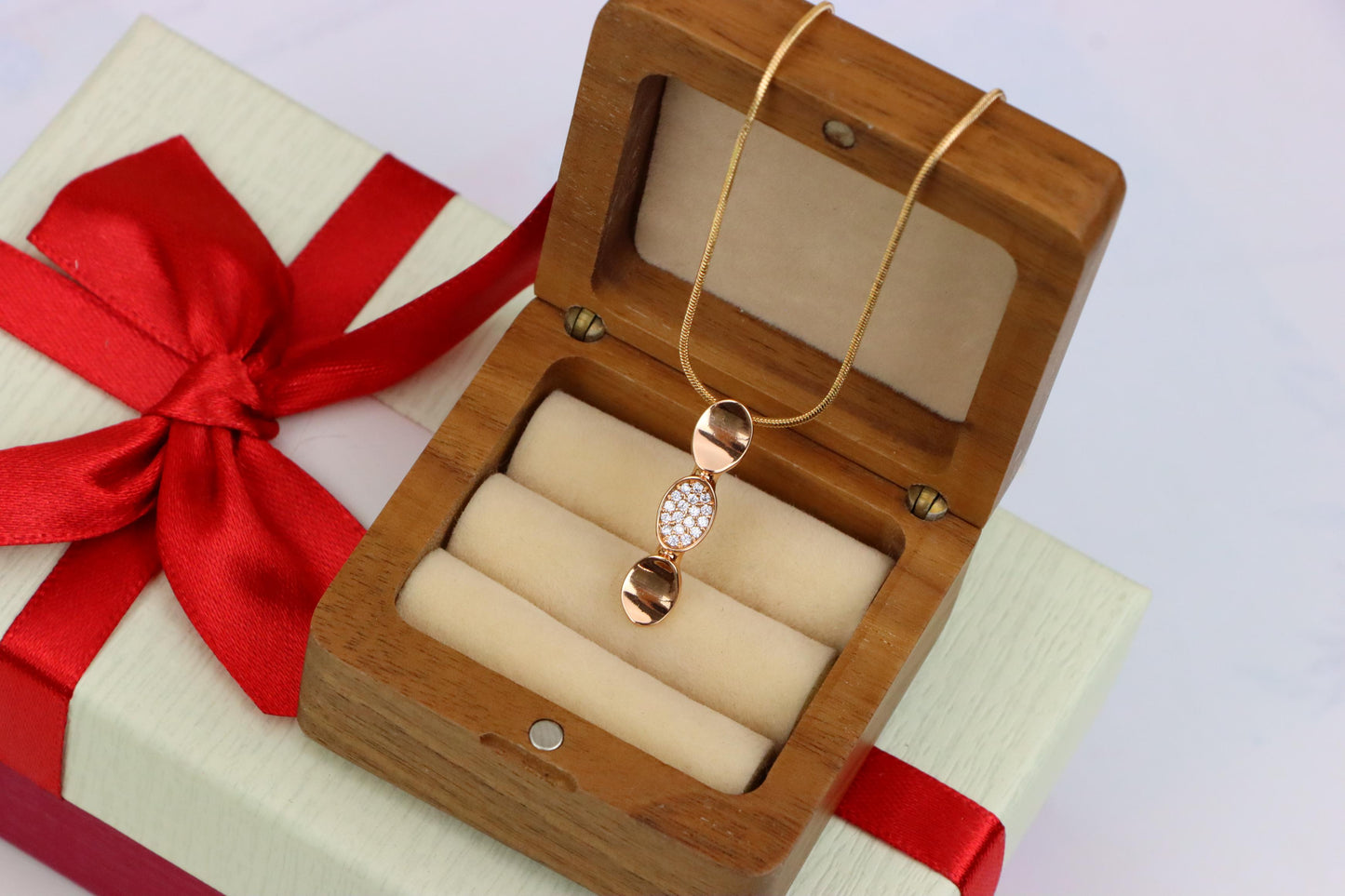 Rose Gold Pendant with Sparkling Center, Elegant Gold-Plated Design, XPPT1602 (2147-5)