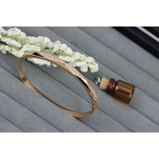 Elegant Wave Pattern Rose Gold Bangle with Sparkling Detailing, XPBL0483 (2049-3)