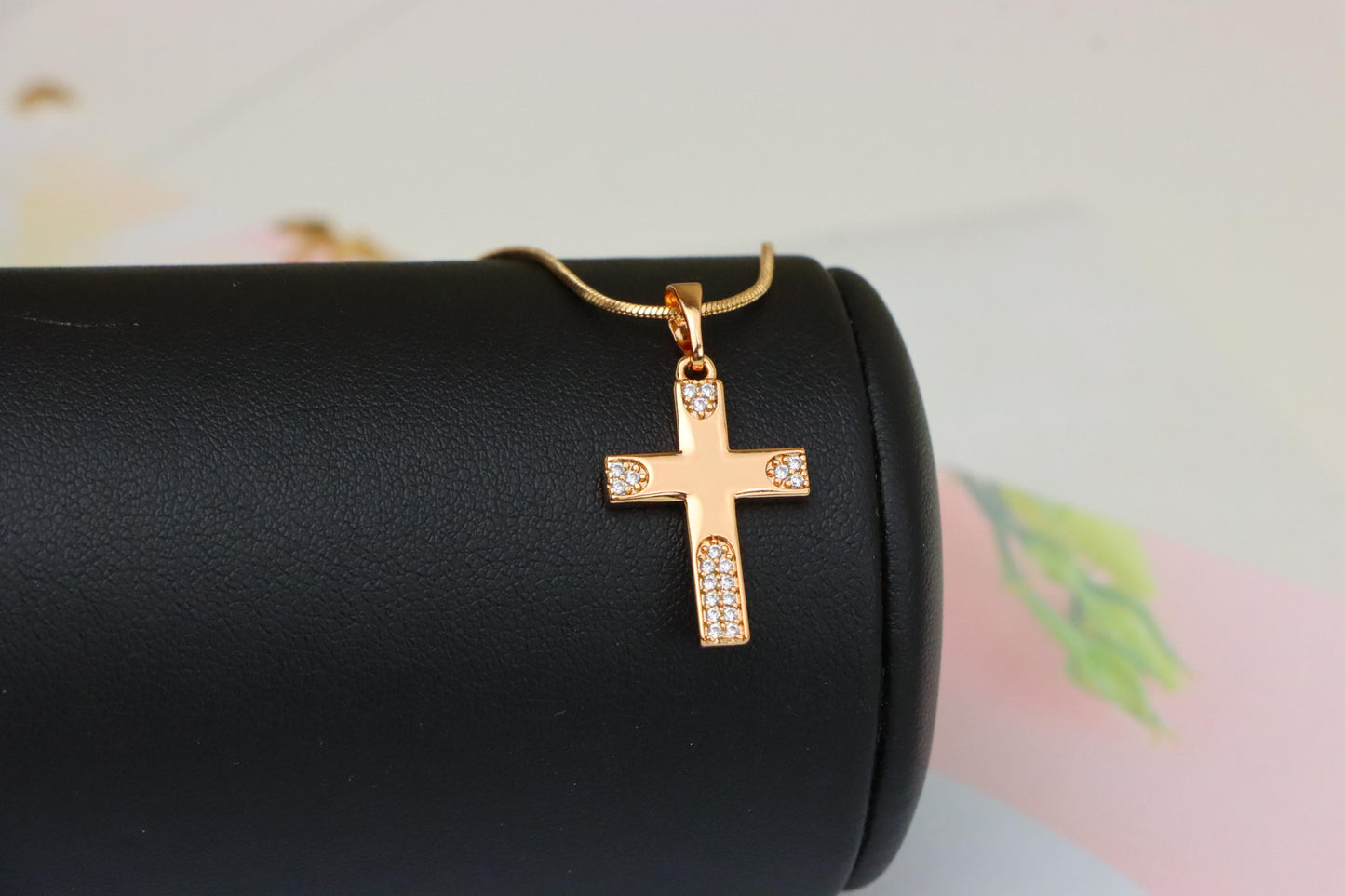 Rose Gold Cross Pendant with Crystal Accents on Polished Surface, XPPT1611 (2148-4)